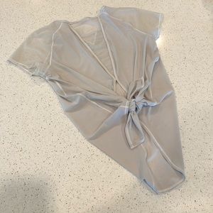 lululemon tie tee